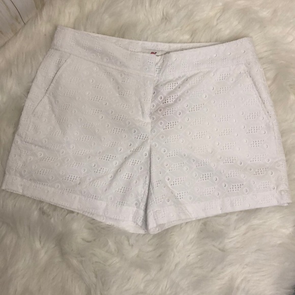 Vineyard vines casual white size 4 women’s shorts - Picture 1 of 7